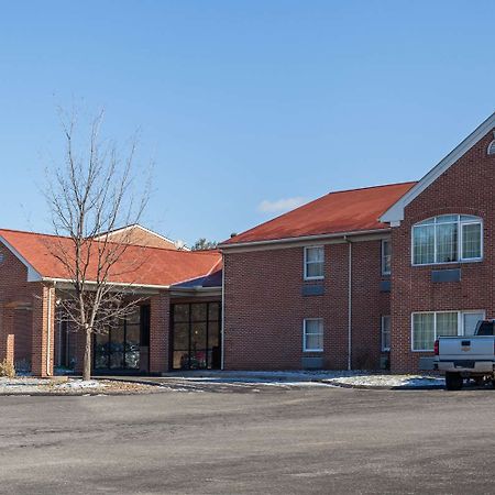Days Inn & Suites By Wyndham Lancaster Amish Country Mountville Buitenkant foto