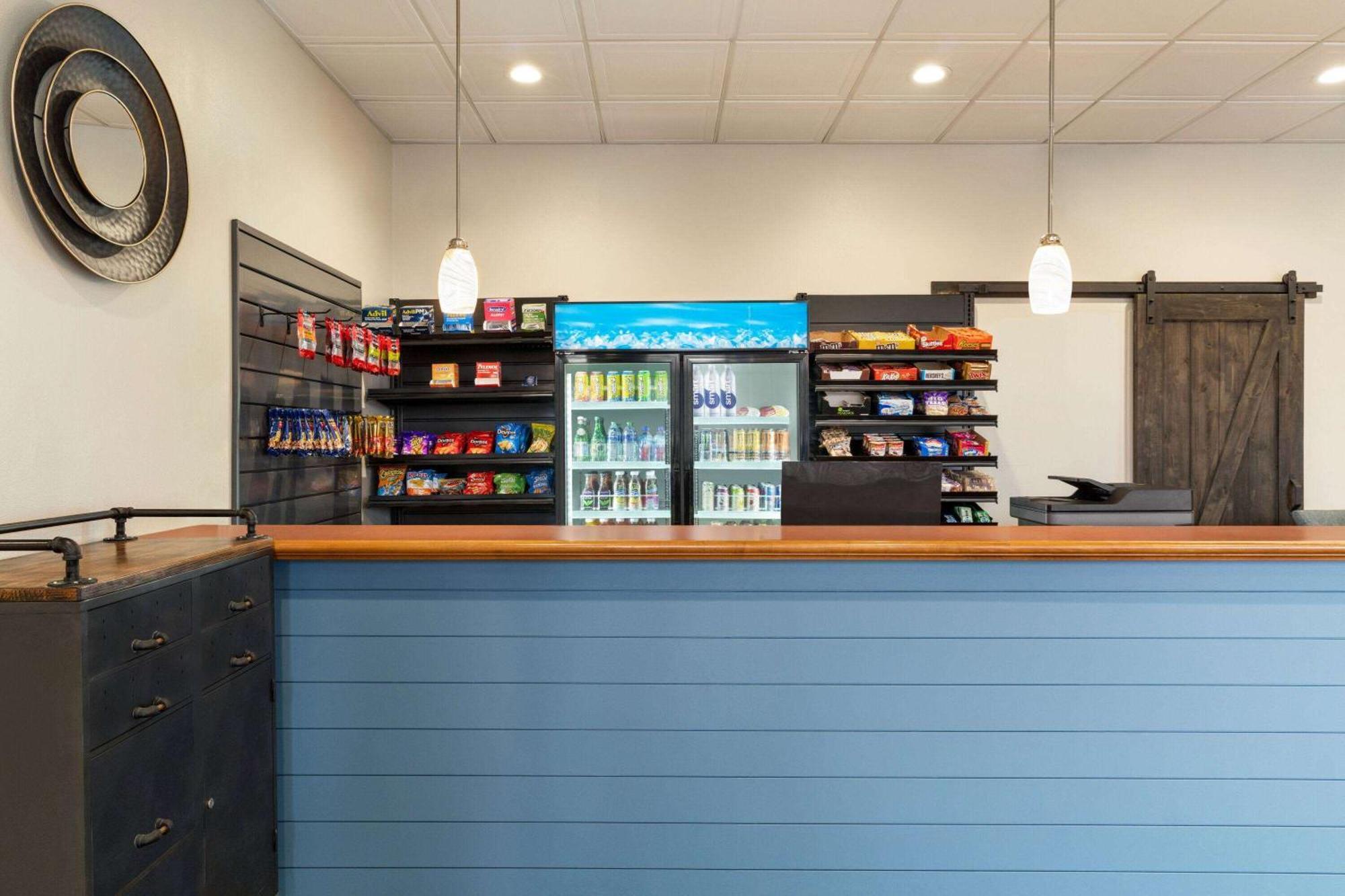 Days Inn & Suites By Wyndham Lancaster Amish Country Mountville Buitenkant foto
